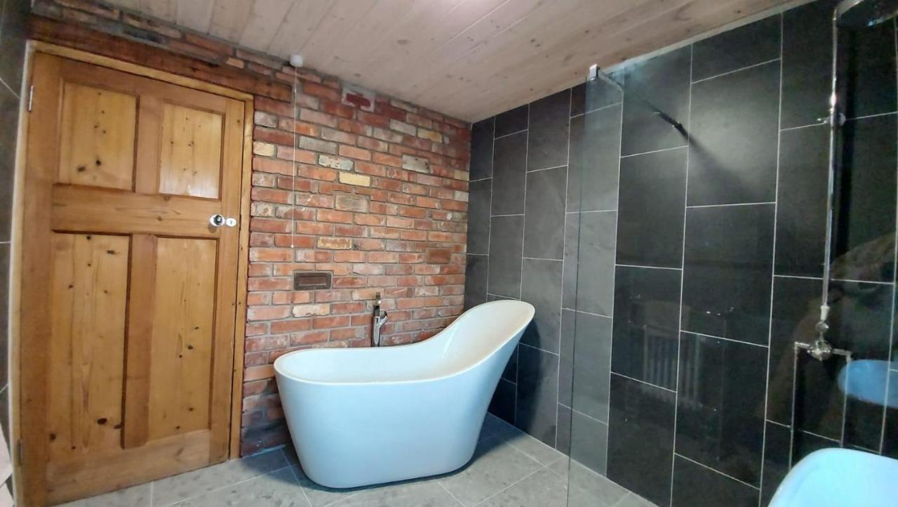 No 1 Dolheulog Aberaeron Sa46 0Ep Villa Bagian luar foto